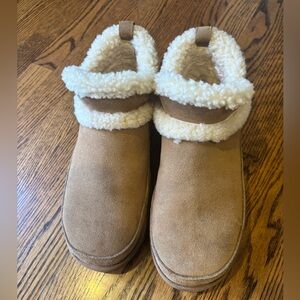 UGG Classic Ultra Mini Spillseam Genuine Shearling Bootie